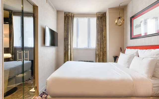 NEWHOTEL REPUBLIQUE (ex Albert's Hotel)