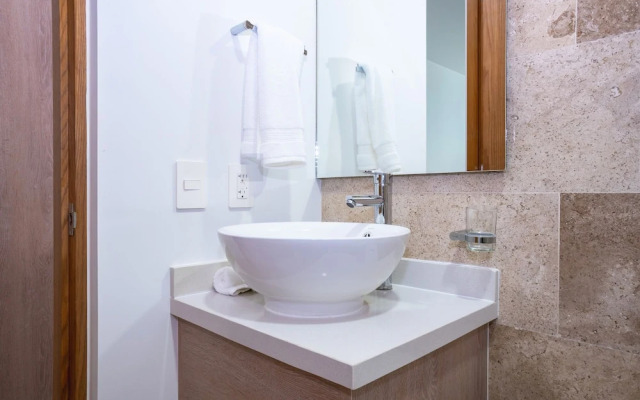 Menesse Town Tower 202 1 Bedroom Condo