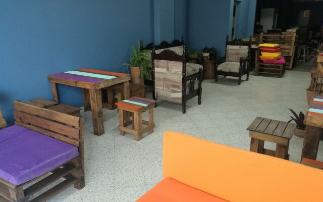 Hostal El Farol