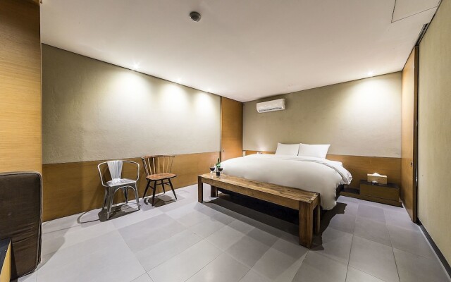 Verysix6 Hotel