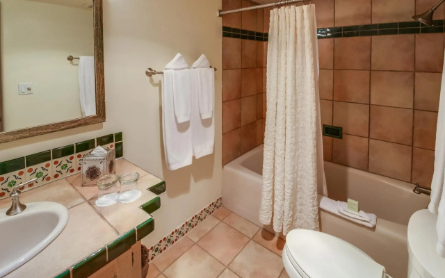 Inn on the Alameda