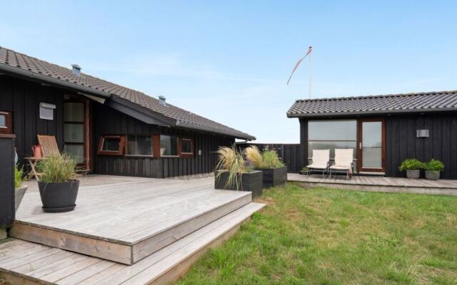 "Thorid" - 175m from the sea in NW Jutland