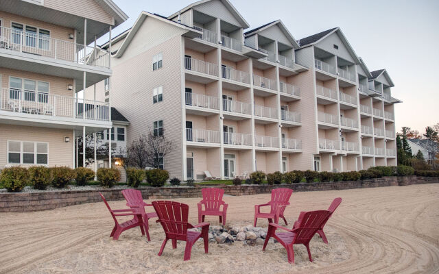 Cherry Tree Inn & Suites