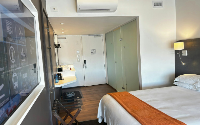 ONOMO Hotel Waterfront