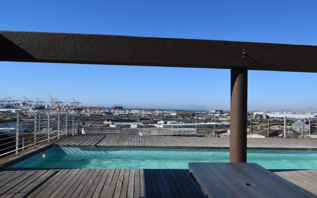 Modern 2 Bedroom Apartment in Cape Town