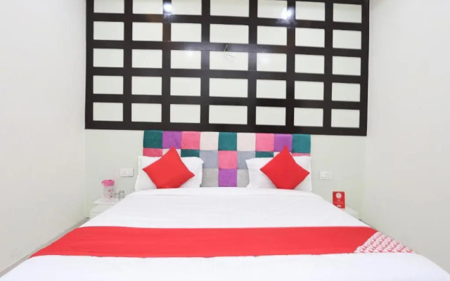 Hotel Laxmi Inn by OYO Rooms