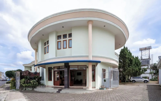 Rehat at Abadi Hotel Tasikmalaya — 2-star hotel in Tasikmalaya