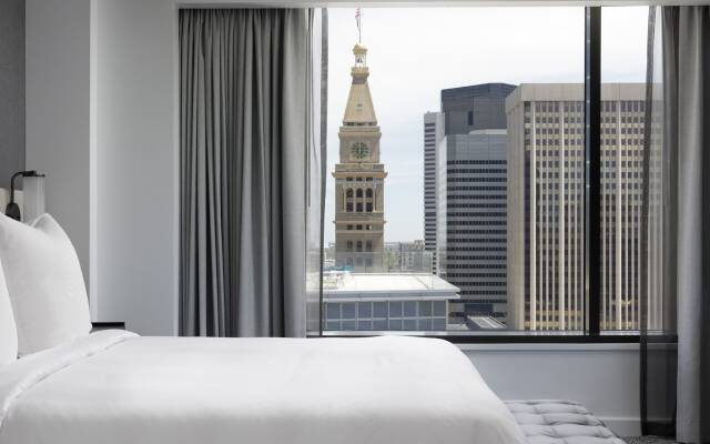 Four Seasons Denver Hotel 