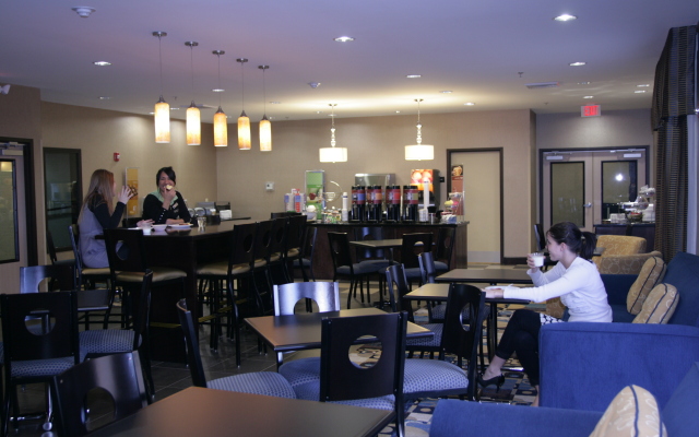 Hampton Inn Olathe