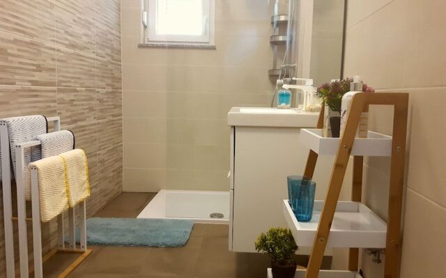 Apartment & rooms Danijel