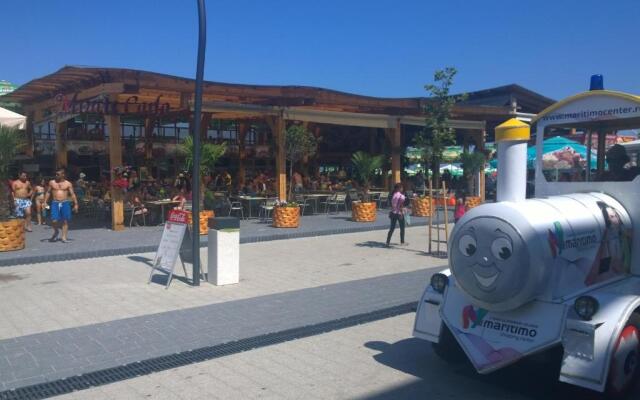Evergreen Vlas Mamaia