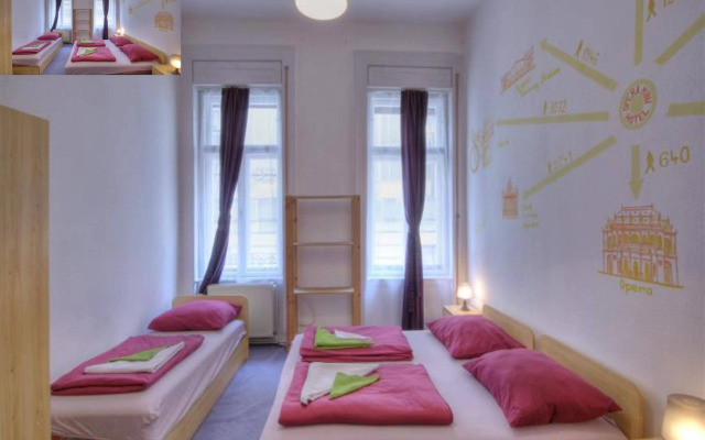 Opera Guesthouse & apartments