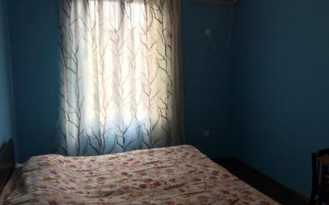 Aleqsandre' S Hostel