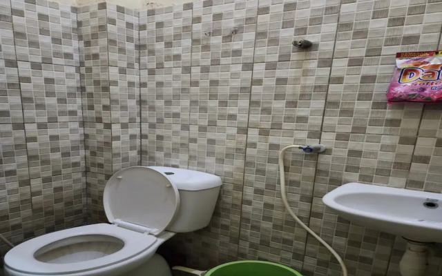 OYO 93865 Dv Homestay Syariah Kupang