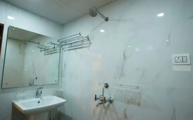 New Hotel Suhail