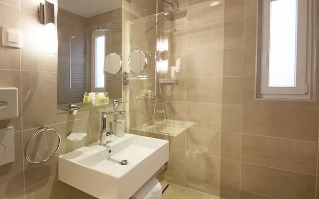 Olive Suites - Hotel & Resort Adria Ankaran
