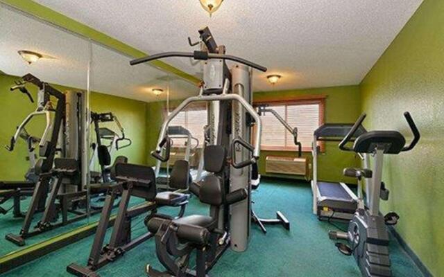 Quality Inn & Suites Grinnell near University