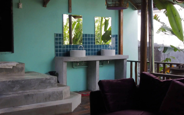 Fundee House