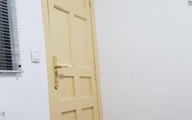 Hostal Loyola - Hostel