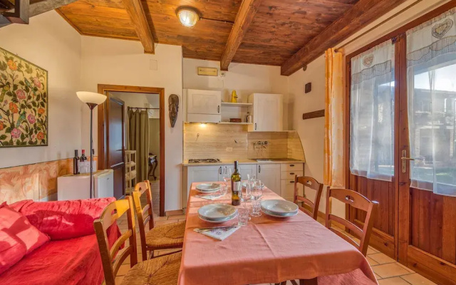 Rosehip apt With Shared Pool