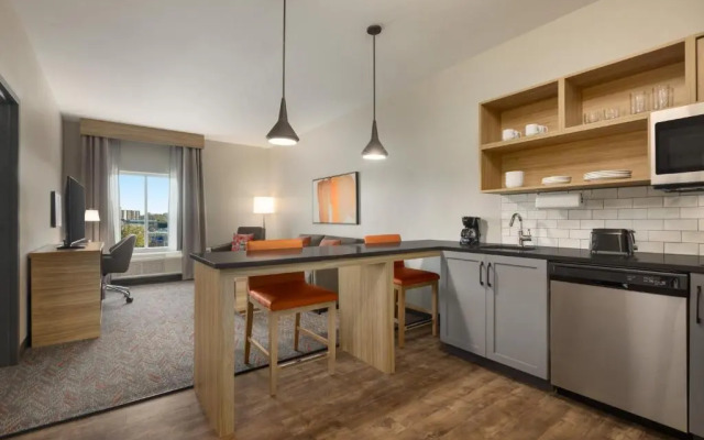 Candlewood Suites Navasota