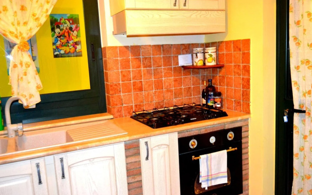 Holiday House & Events With Private Pool in the Center of Sicily