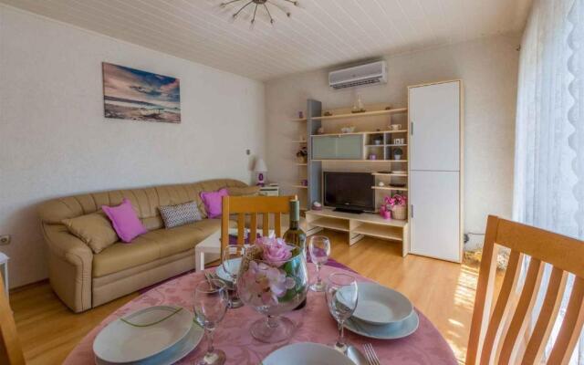 Apartment in Crikvenica 39088