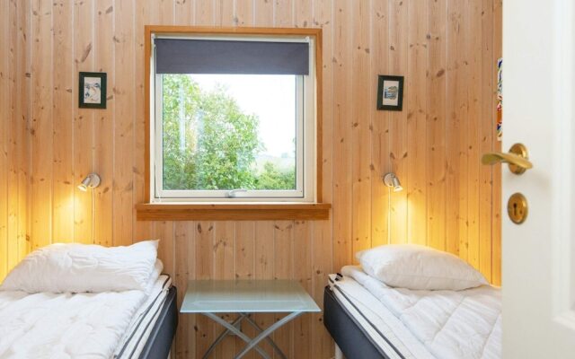 6 Person Holiday Home in Ronde-by Traum