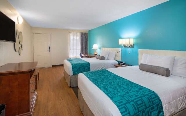 Howard Johnson by Wyndham Savannah GA