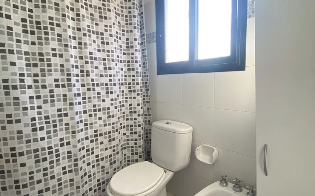 RentUp-Elegancia con balcón. Recoleta