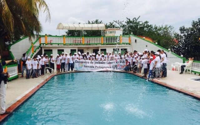 Complejo Turístico Navar City