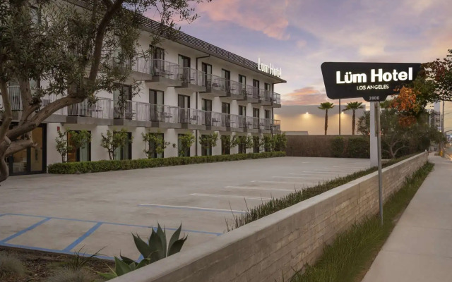 The Lum Hotel Los Angeles Stadium District