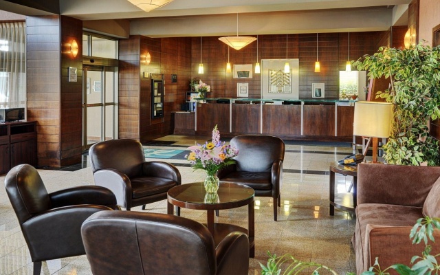 Embassy Suites by Hilton Toronto Airport