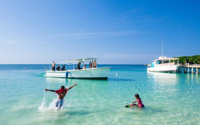 Coral Vista 1 2 bedroom option