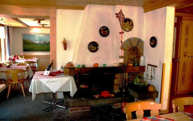 Hotel Alpenhof