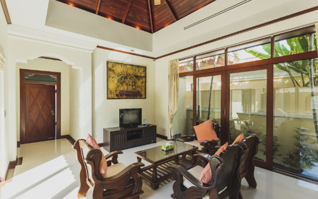 Villa in Bangtao in Les Palmares Villa 8