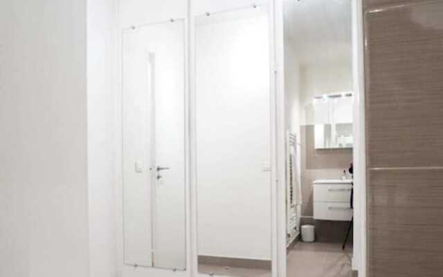 Charming Apartment Near Montparnasse