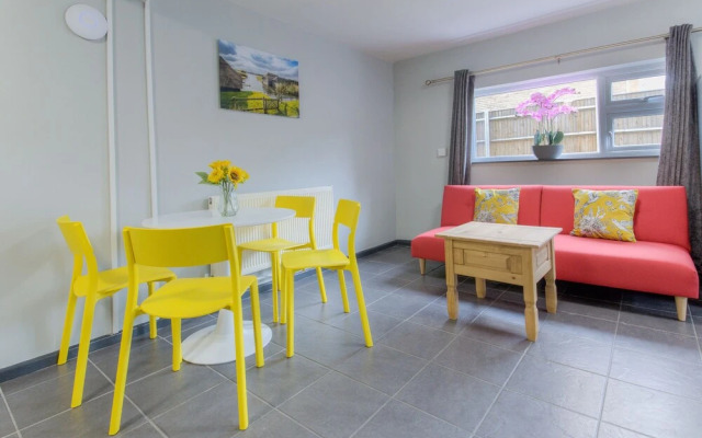 Remaotel Seafield Court Apartments