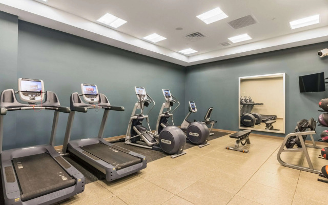 Embassy Suites Newark Airport