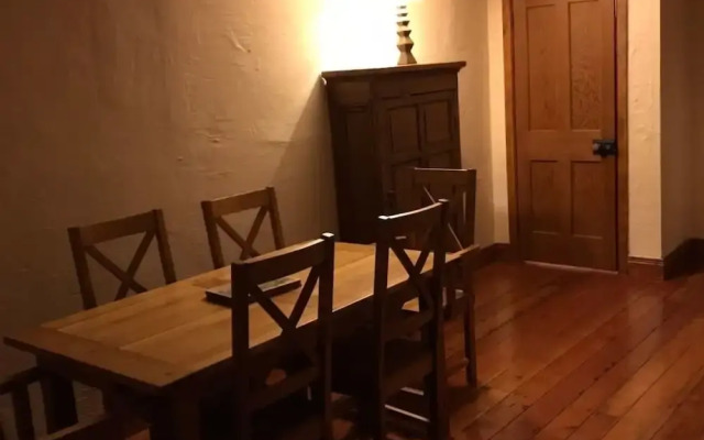 House for 16 Guests 7 Bedroom
