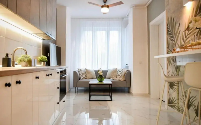 GOLDEN LEAF - Stunning Central 1BR Apt
