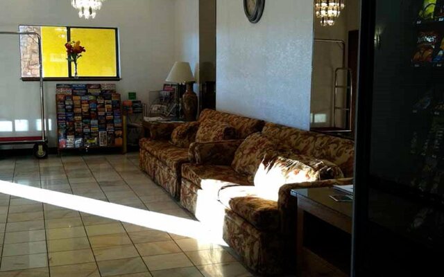 Oaktree Inn and Suites