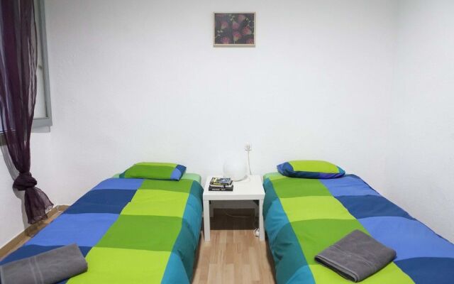 Hostel Roger's House