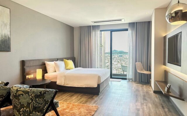 Centre Point Danang Hotel & Residence