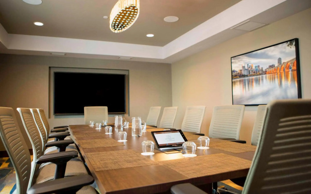 Hilton Garden Inn Minneapolis University Area