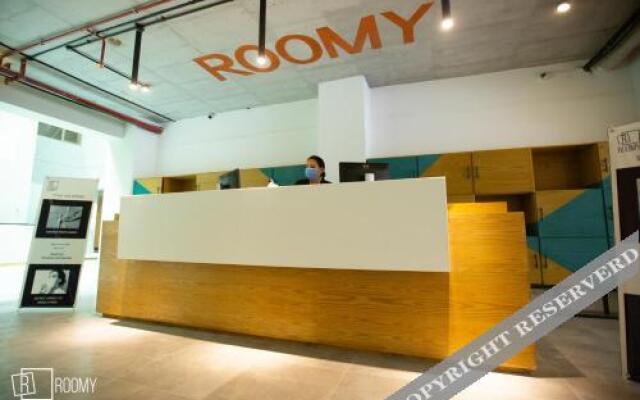 Roomy Signature Hotel