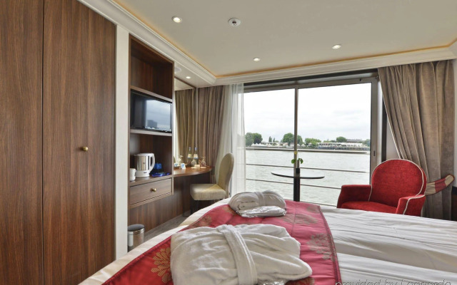 Faircruise Deluxe Hotelship Cologne