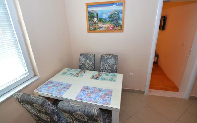 Two bedroom apartment in the heart of Porto Montenegro
