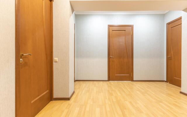 Апартаменты на улице Япеева