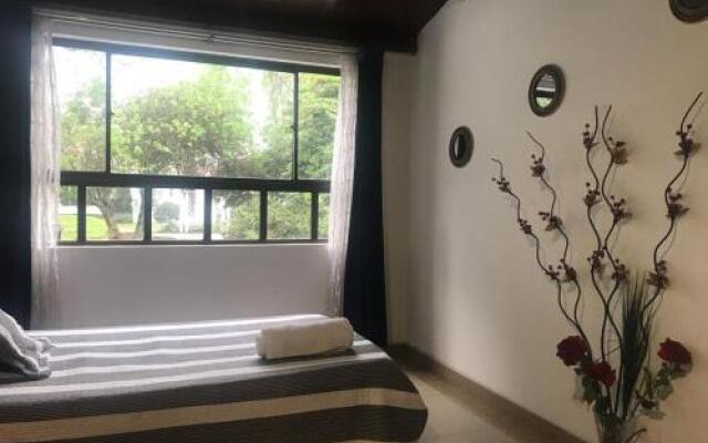 delux a 9 minutos del aeropuerto